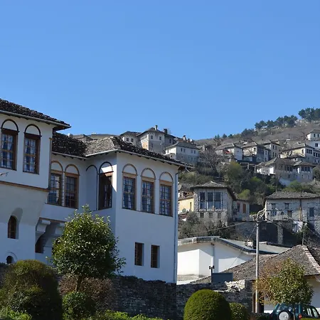 Hostel Babameto House Gjirokastër